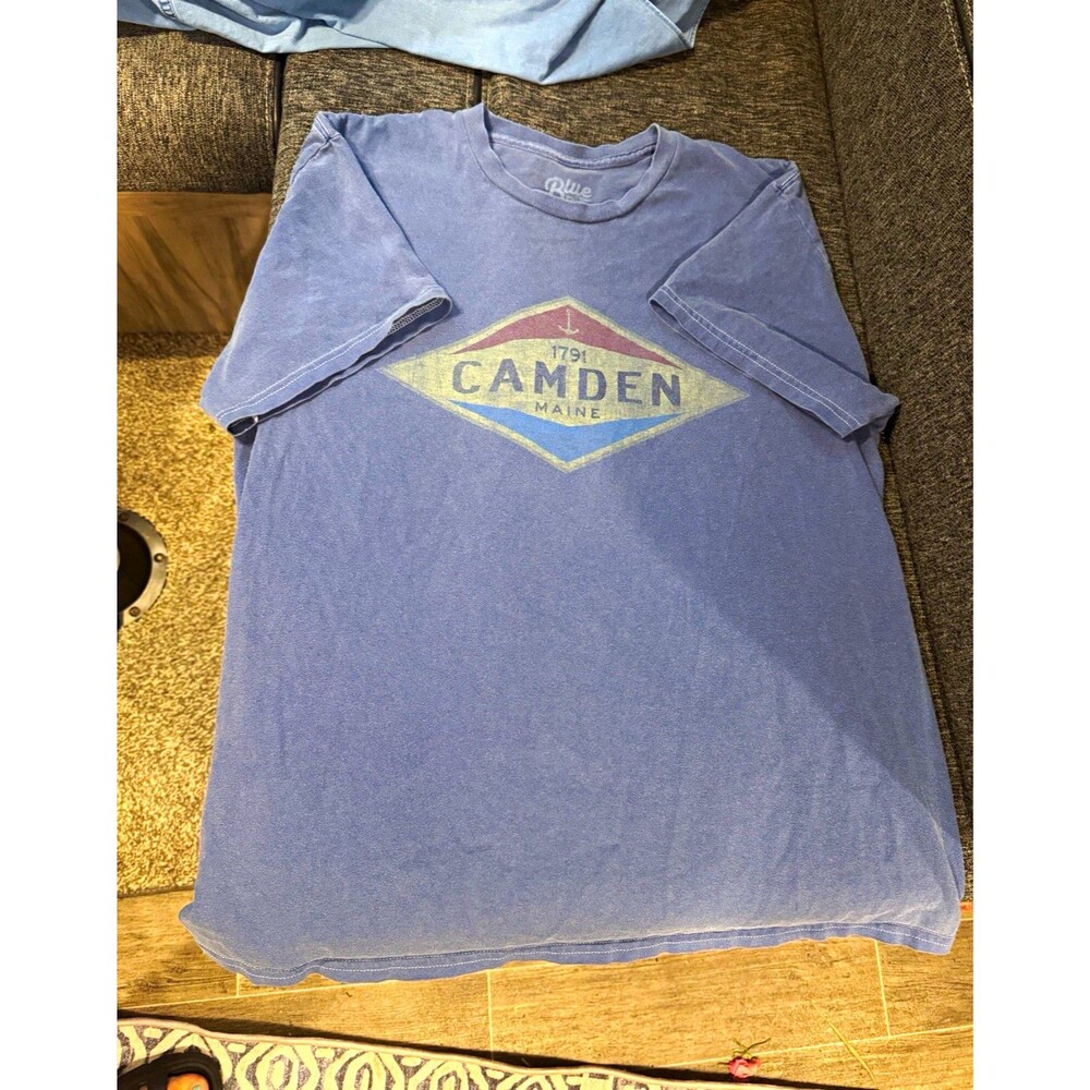 Blue 84 Camden Maine Graphic Logo T-Shirt L Cotton Crew Neck Short Sleeve